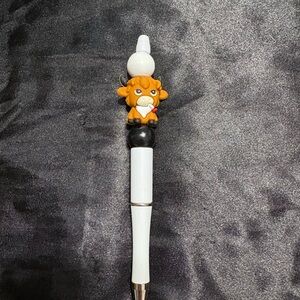 Cute cow Pen - White and brown